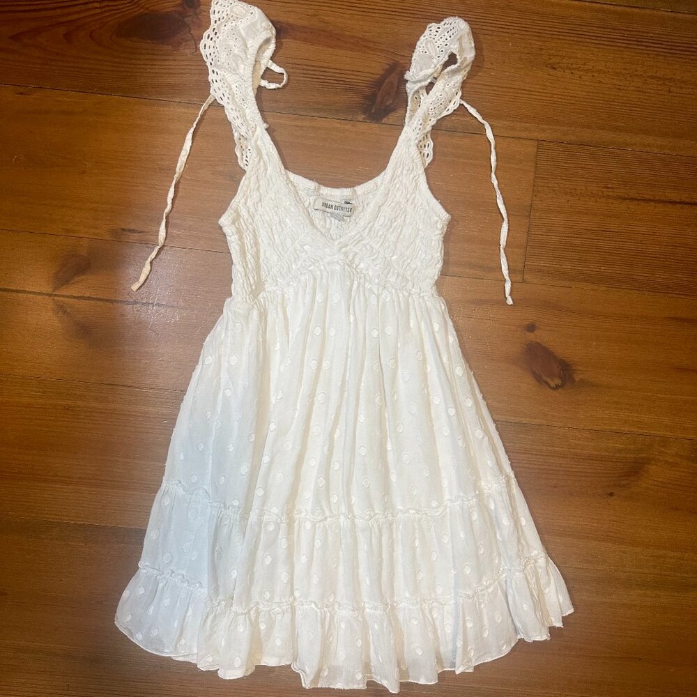 URBAN OUTFITTERS - white mini dress